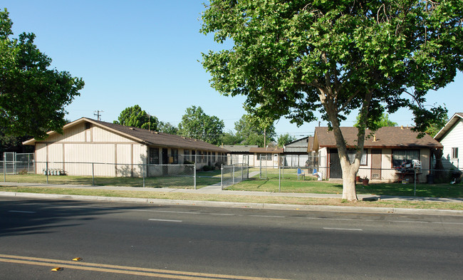 807 C St in Fresno, CA - Building Photo - Building Photo