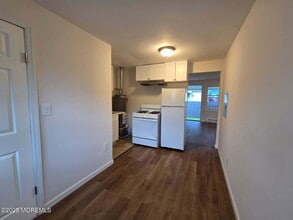 164 Seeley Ave in Keansburg, NJ - Building Photo - Building Photo