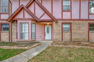 24906 Abbey Ct in Spring, TX - Building Photo - Building Photo