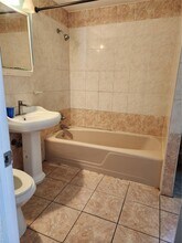 441 Morris Dr in Valley Stream, NY - Building Photo - Building Photo