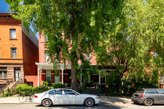 127 Herkimer St in Brooklyn, NY - Foto de edificio - Building Photo