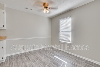 171 Chalet North CT in North Augusta, SC - Building Photo - Building Photo