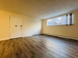 46 Gardner St, Unit 3B in Boston, MA - Building Photo - Building Photo