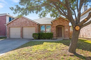 1708 Heron Dr in Aubrey, TX - Building Photo