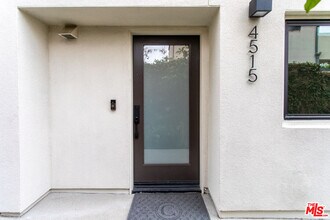 4515 Ayla Ln in Los Angeles, CA - Building Photo - Building Photo