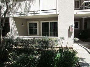 871 W California Ave in Sunnyvale, CA - Building Photo - Building Photo