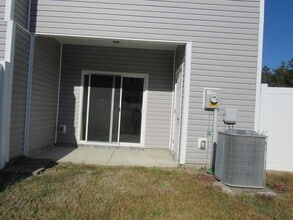530 Caldwell Loop in Jacksonville, NC - Building Photo - Building Photo