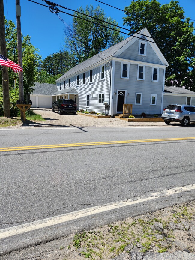 164 Main St, Unit 2