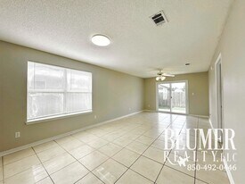 1097 Antigua Cir in Pensacola, FL - Building Photo