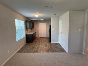 9510 Sandy Rdg Wy in San Antonio, TX - Building Photo - Building Photo