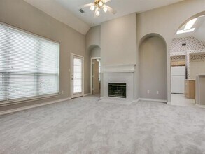8421 Gateway Dr in Plano, TX - Building Photo - Building Photo