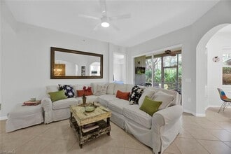 1415 Mariposa Cir-Unit -102 in Naples, FL - Building Photo - Building Photo