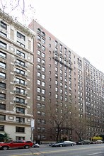 Richmond Apartments in New York, NY - Building Photo - Building Photo