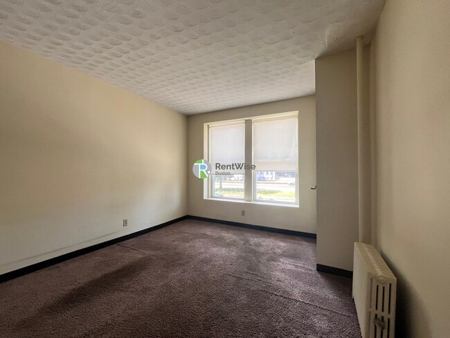 property at 1118 Commonwealth Ave