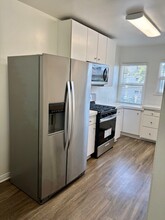 760 S Barrington Ave, Unit #4 in Los Angeles, CA - Building Photo - Building Photo
