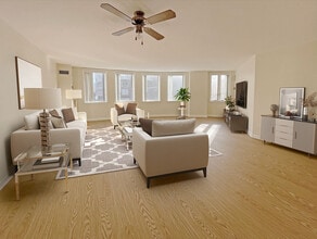 10 Rogers St in Cambridge, MA - Foto de edificio - Building Photo