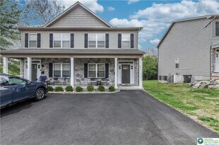 221 Craig Ave in Bethlehem, PA - Building Photo