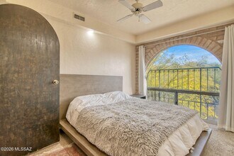 6490 N Val Dosta Dr in Tucson, AZ - Building Photo - Building Photo