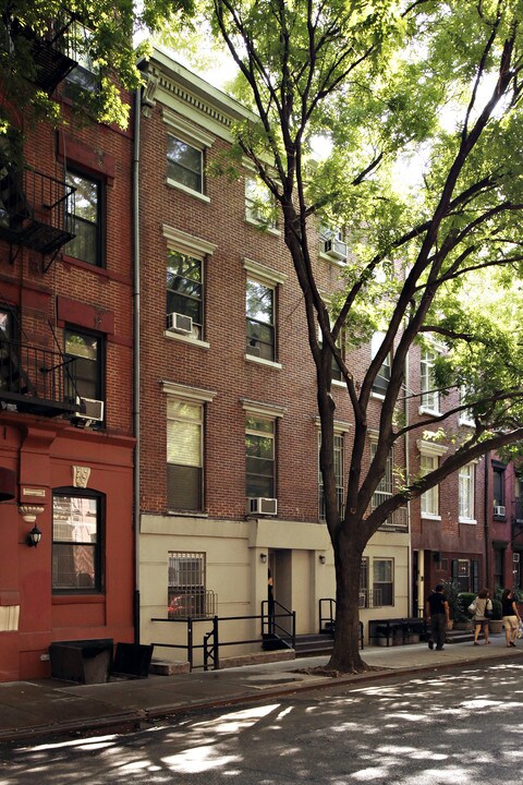 Ninth Street Apartments in New York, NY - Building Photo