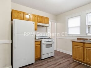 48 Court St in West Haven, CT - Building Photo - Building Photo