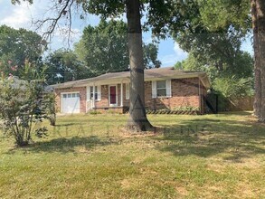 1016 Grayland Dr in Jacksonville, AR - Building Photo - Building Photo