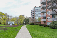 Park Street Condominiums in Brookline, MA - Foto de edificio - Building Photo