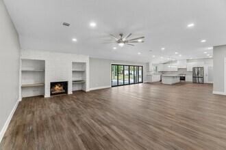 8219 Wateka Cir in Houston, TX - Building Photo - Building Photo