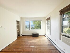 253 Webster St in Boston, MA - Building Photo - Building Photo