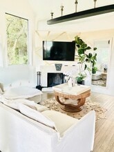 2415 Maryland Ave, Unit 1 in Cincinnati, OH - Foto de edificio - Building Photo