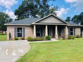7355 School House Ln in Wilmer, AL - Building Photo