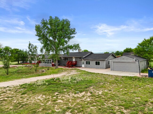5520 Coyote Ln