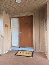 160 Live Oak Woods Ct in Deltona, FL - Foto de edificio - Building Photo