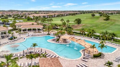 5720 Palmer Cir in Bradenton, FL - Building Photo - Building Photo