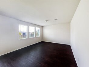 4712 Lake Champlain Ln in Austin, TX - Building Photo - Building Photo