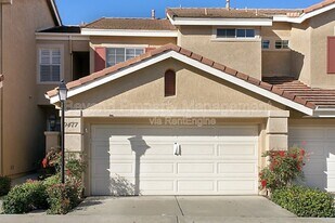 9477 Questa Pointe in San Diego, CA - Building Photo