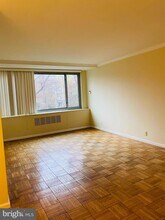 4200 Cathedral Ave NW-Unit -616 in Washington, DC - Foto de edificio - Building Photo