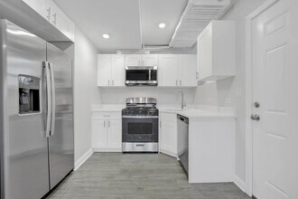 4454 W Parker Ave in Chicago, IL - Building Photo - Building Photo