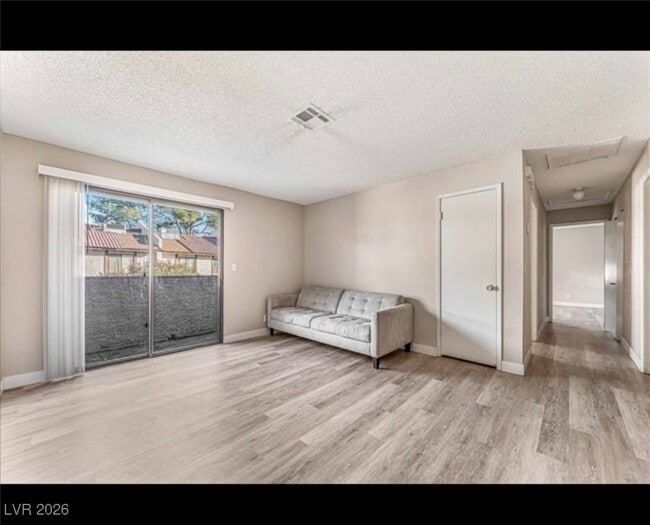 5264 Child Ct in Las Vegas, NV - Building Photo - Building Photo