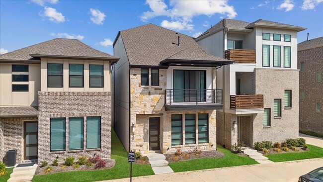8040 Ingram Dr in Plano, TX - Building Photo - Building Photo