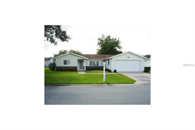 property at 17516 SE 96th Ct