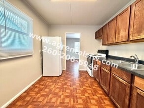 1612 E Fairfax Ave in Fort Wayne, IN - Building Photo - Building Photo