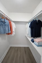 31 Menores Ave in Coral Gables, FL - Foto de edificio - Interior Photo