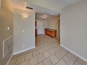 1935 Fouraker Rd in Jacksonville, FL - Building Photo - Building Photo