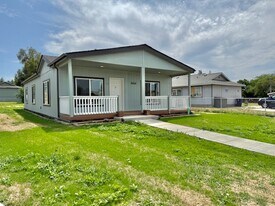 4212 E Princeton Ave in Spokane, WA - Building Photo