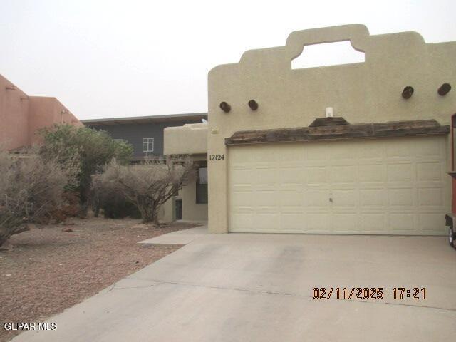 12124 Hunter Hill Way in El Paso, TX - Building Photo