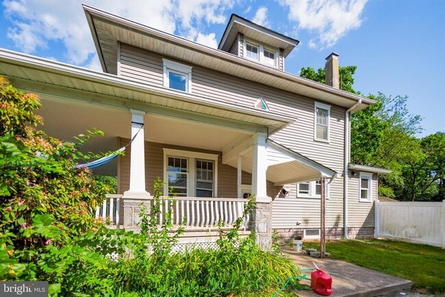 215 Laurel Ave in Glassboro, NJ - Building Photo - Building Photo