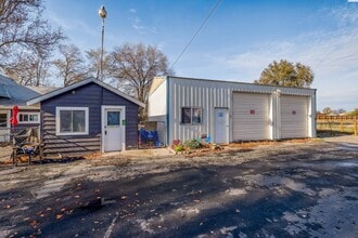 919 E 23rd Ave in Kennewick, WA - Foto de edificio - Building Photo