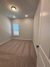 2204 Spokane Dr in Leander, TX - Building Photo - Building Photo