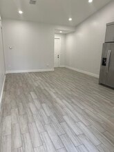 4323 Barbridge Rd in Palm Springs, FL - Building Photo - Building Photo
