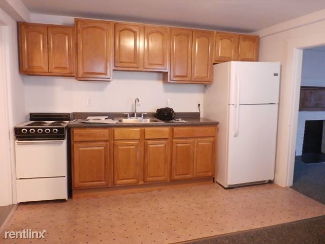 353 Main St in East Hartford, CT - Building Photo - Building Photo